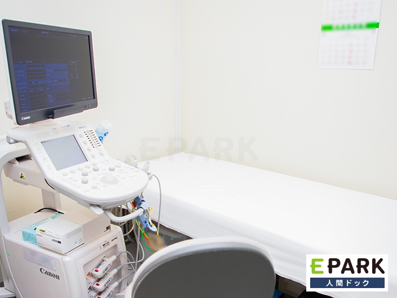 心臓、腹部、乳腺、静脈瘤などを調べる超音波検査を行います。