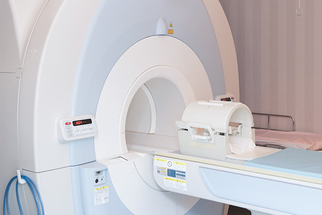 脳卒中のリスクを調べるために、頭部MRI検査/頭部MRA検査ができる「脳ドック」の受診を。