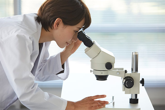 ピロリ菌の検査は、大きくわけて内視鏡を使う方法と使わない方法があります。