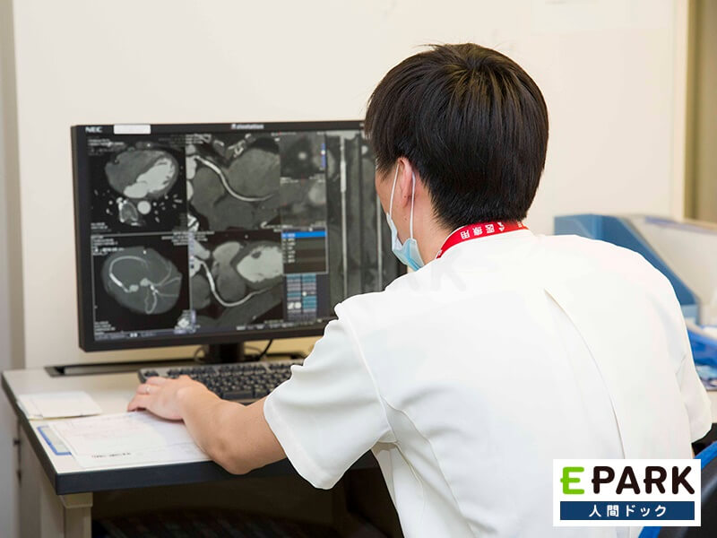 日本医学放射線学会認定の放射線科専門医がチェックを行います。